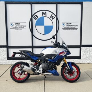 2026 BMW F 900 XR