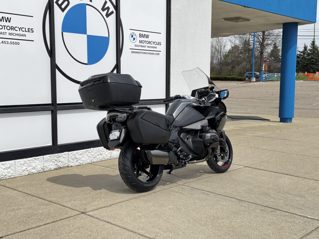 2026 BMW R 1300 RT