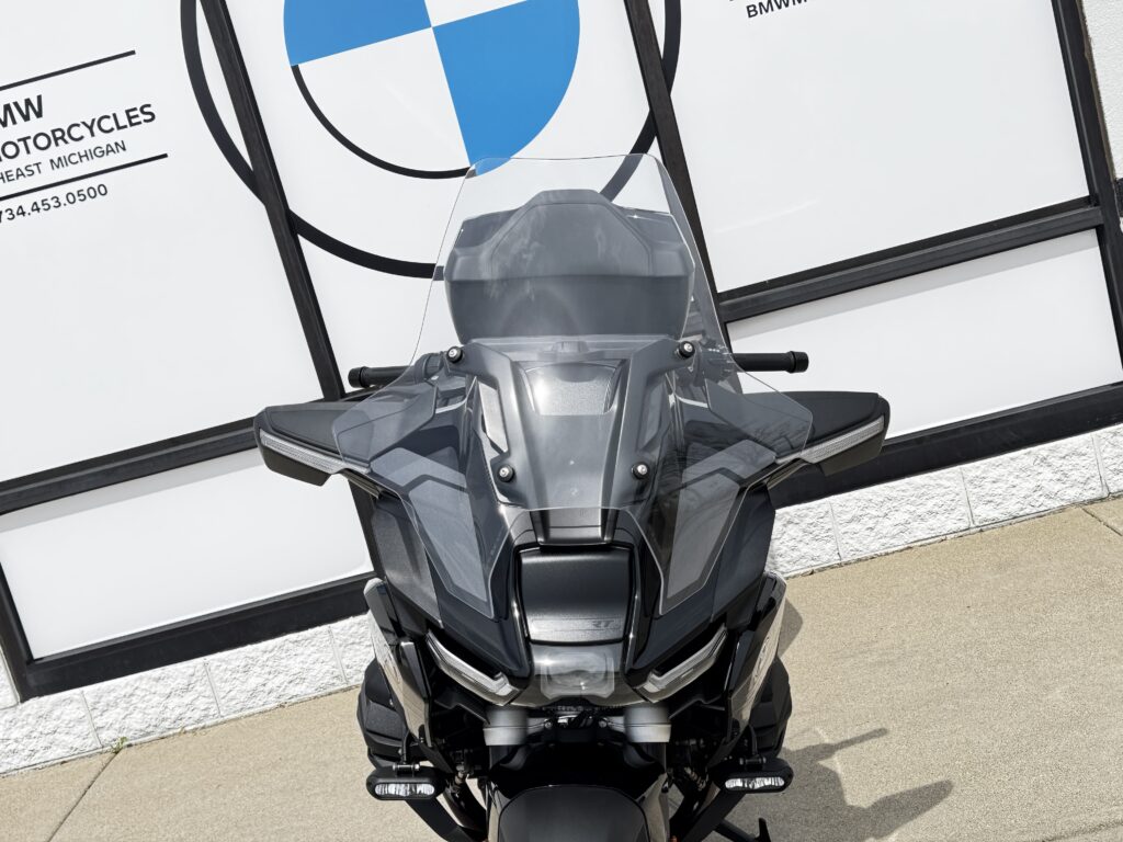 2026 BMW R 1300 RT