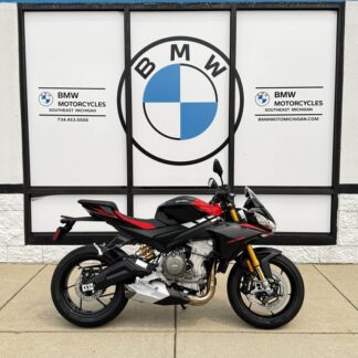 2026 Aprilia Tuono 660 Factory
