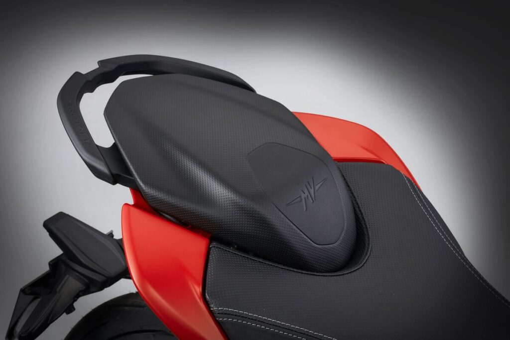 MV Agusta Brutale 800