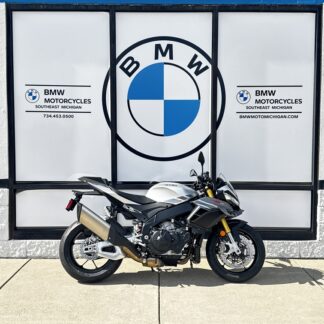 2027 Aprilia Tuono V4 1100