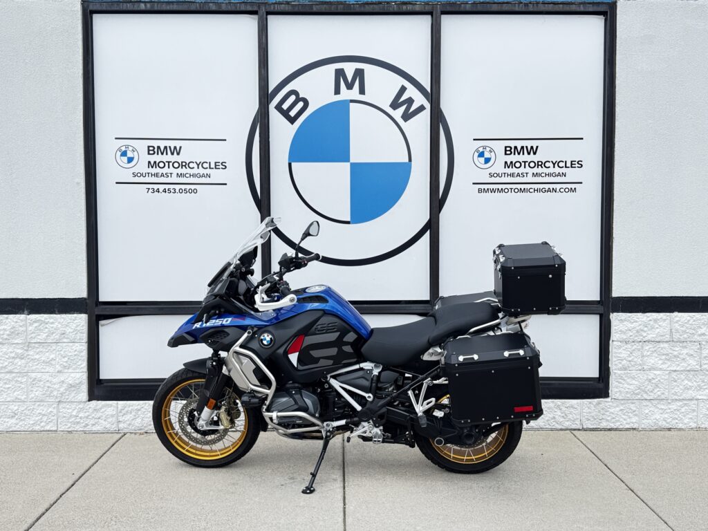 ’24 BMW R1250GS Adventure