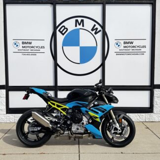 2026 BMW S 1000 R