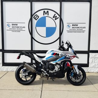 2026 BMW M 1000 XR